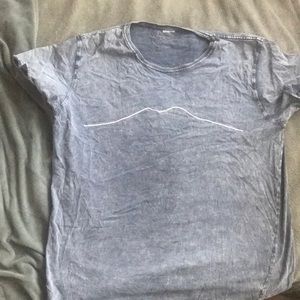 Prefaded, mountain designed t shirt